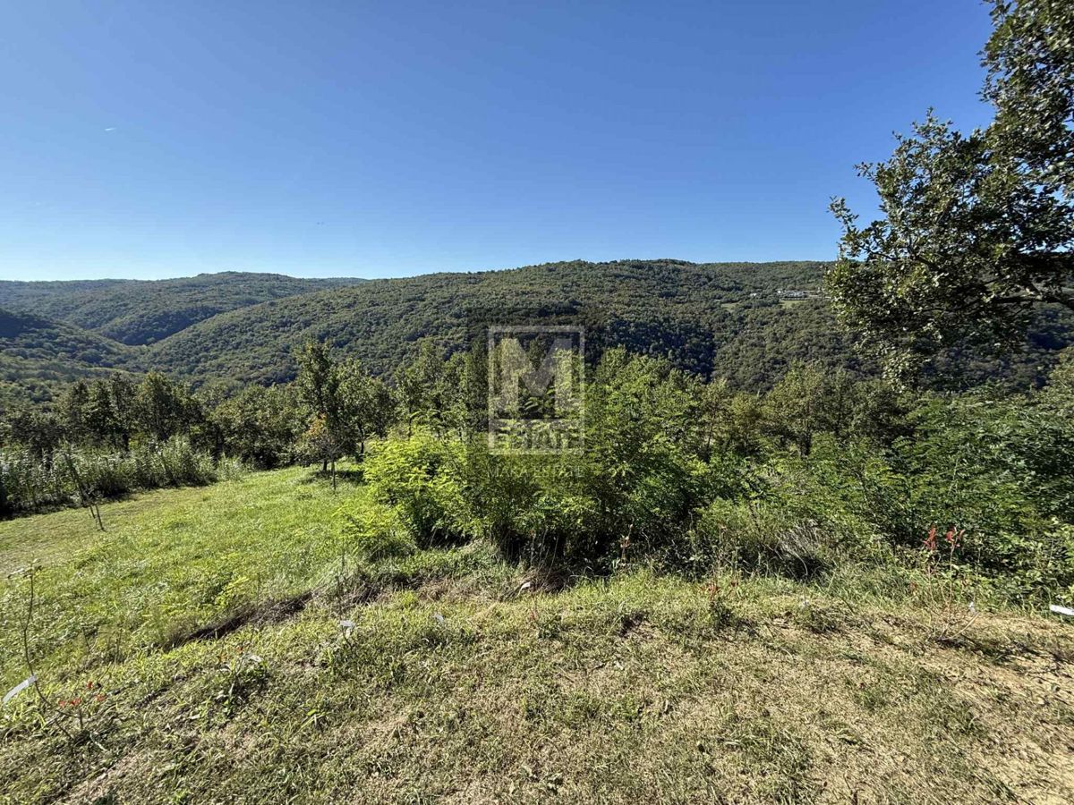 Montona, dintorni, terreno edificabile con splendida vista