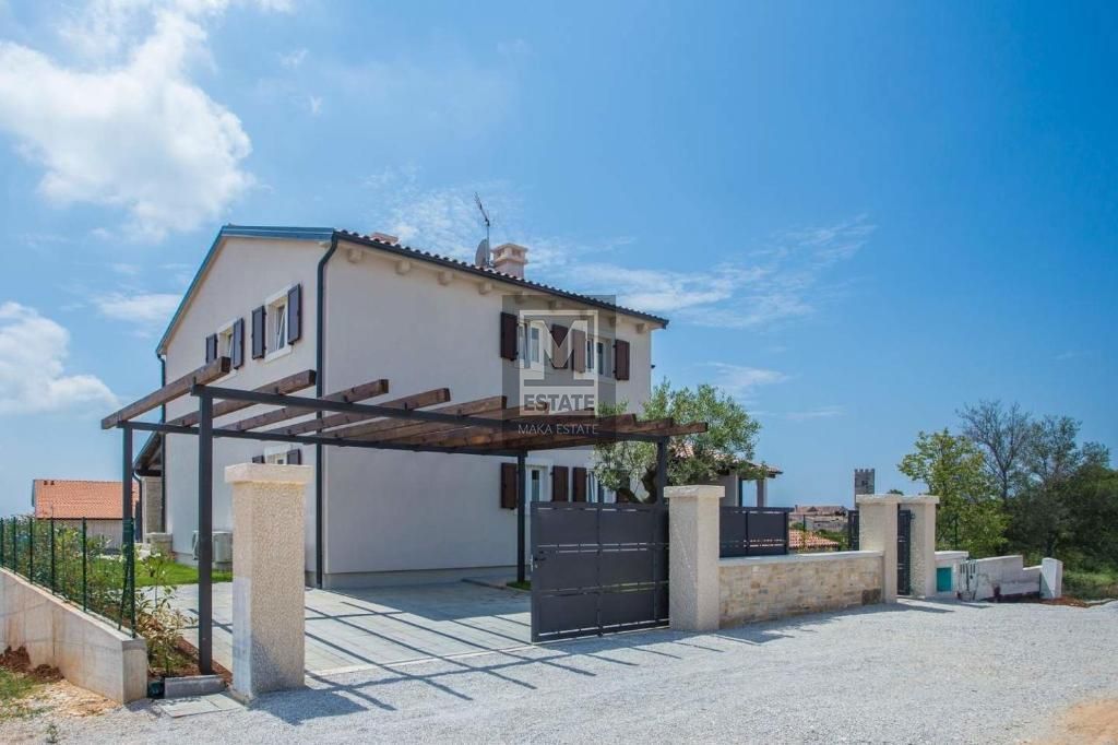 Parenzo, dintorni, lusso, villa con piscina e vista mare!