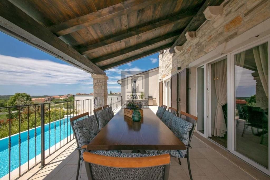 Parenzo, dintorni, lusso, villa con piscina e vista mare!