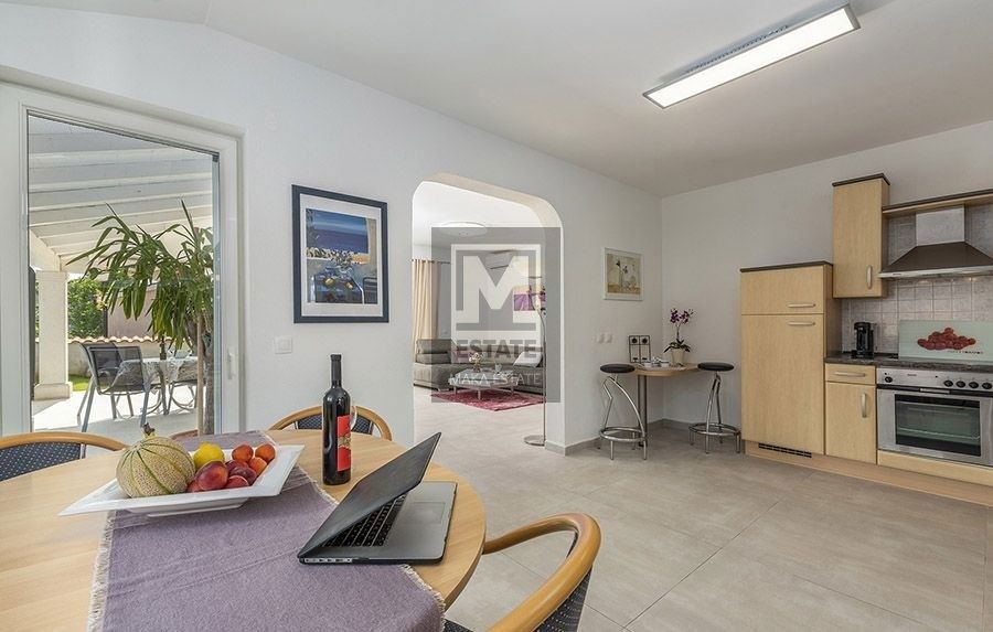 Parenzo, dintorni, fantastica casa a un piano con piscina!