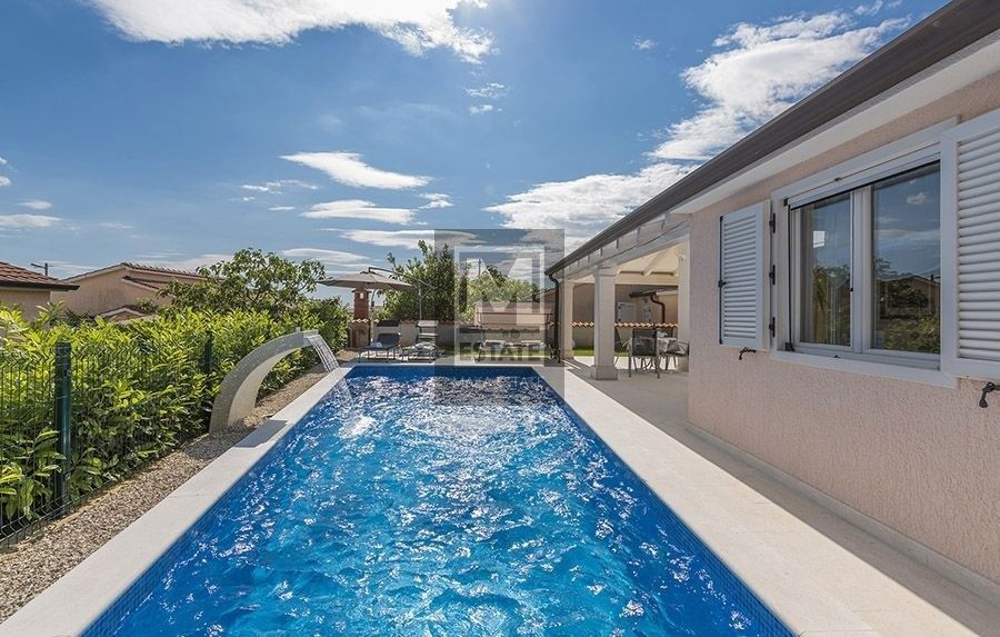 Parenzo, dintorni, fantastica casa a un piano con piscina!