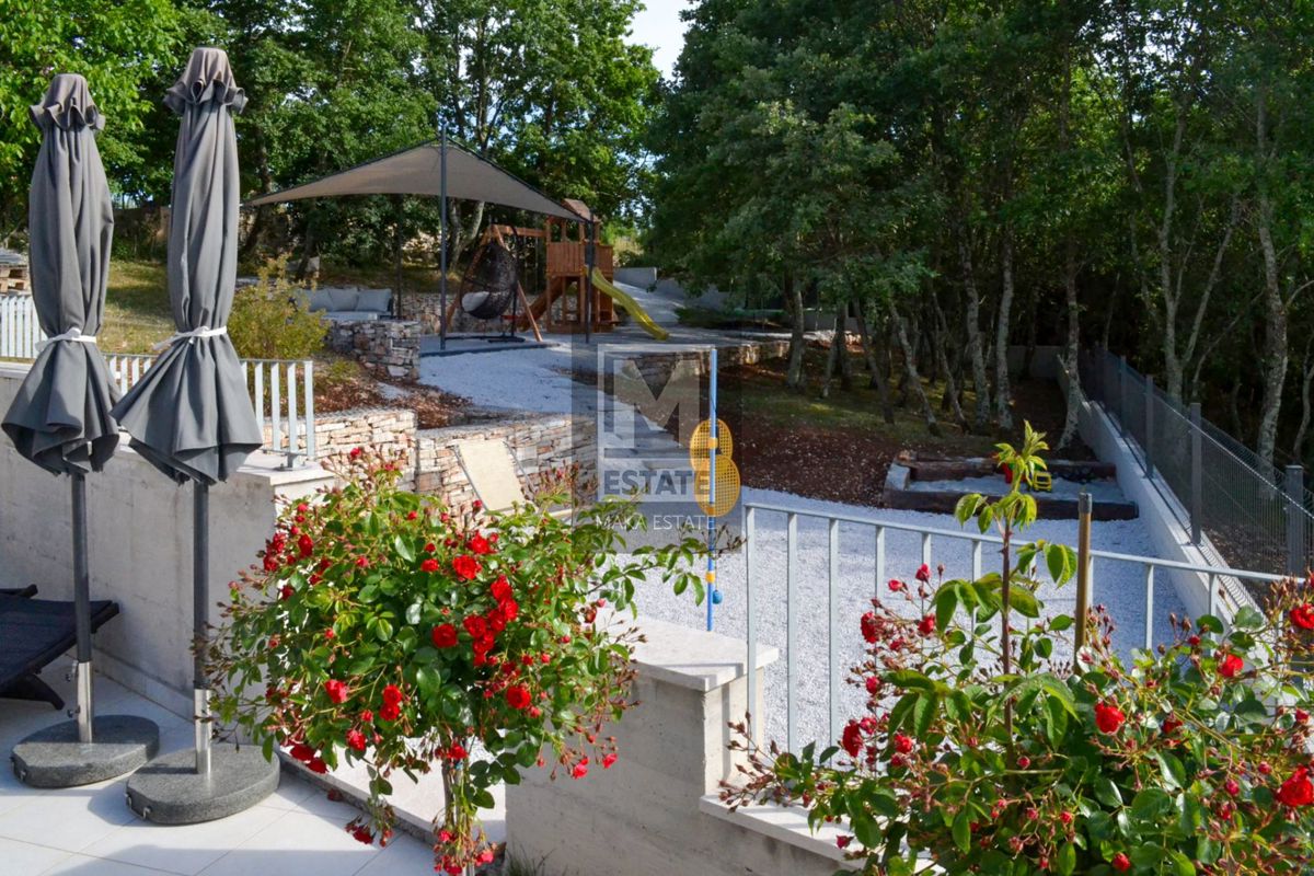 Parenzo, dintorni, villa indipendente con piscina!