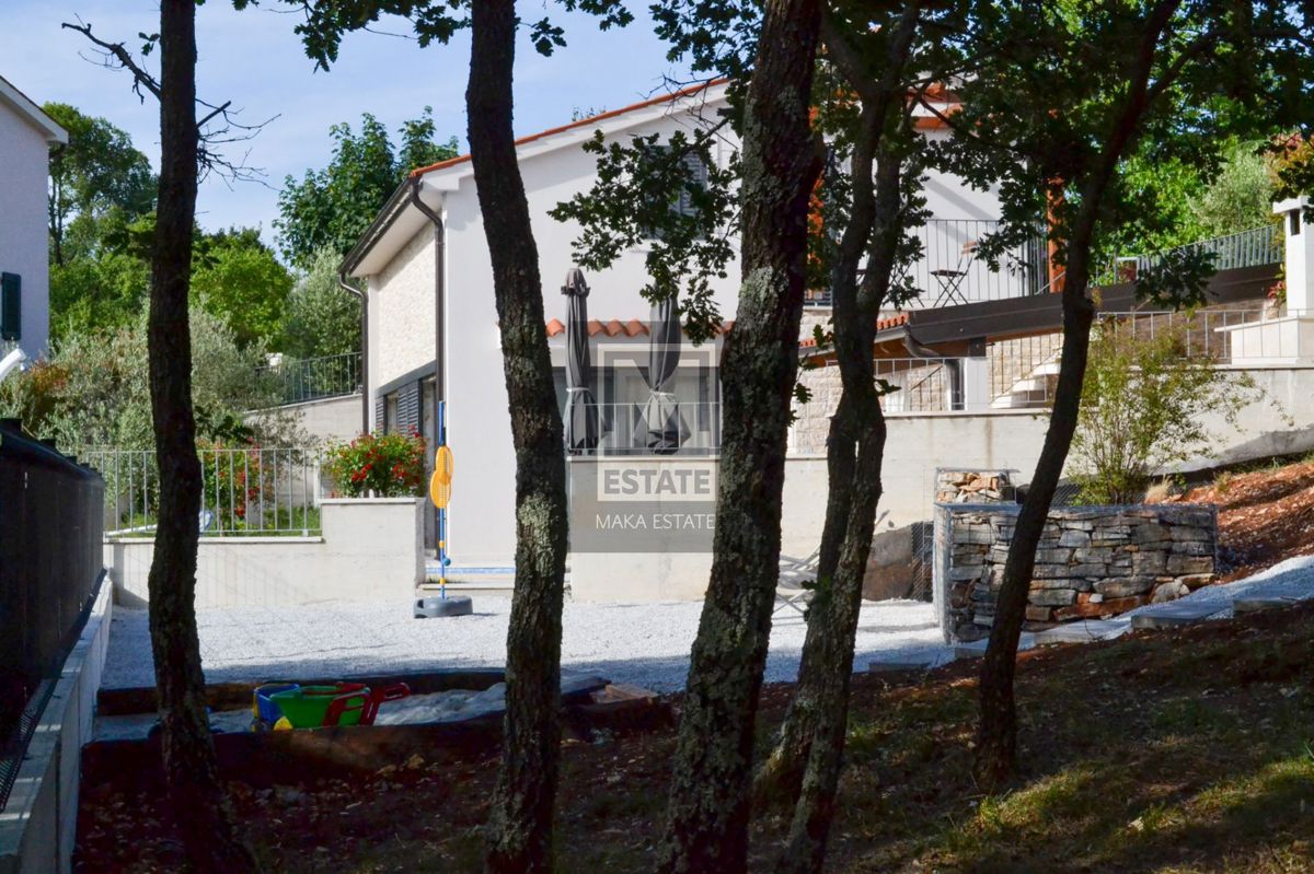 Parenzo, dintorni, villa indipendente con piscina!