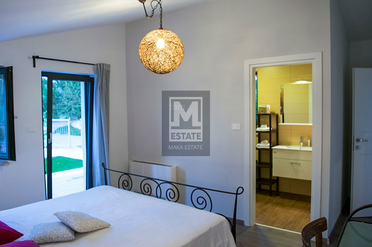 Parenzo, dintorni, villa indipendente con piscina!