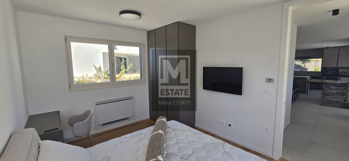 Parenzo, dintorni, Casa moderna con piscina e sauna