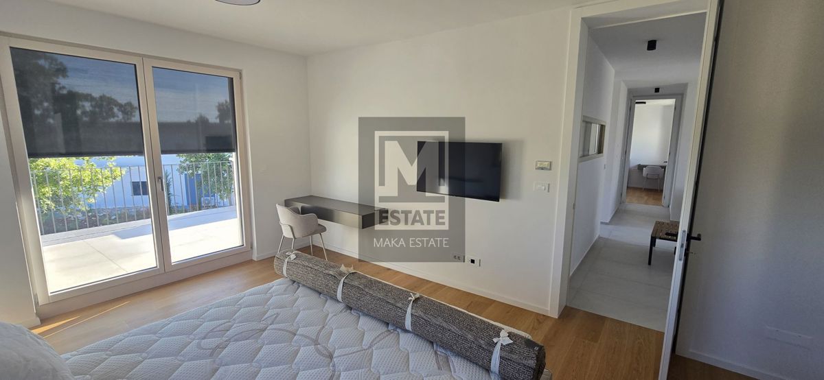 Parenzo, dintorni, Casa moderna con piscina e sauna