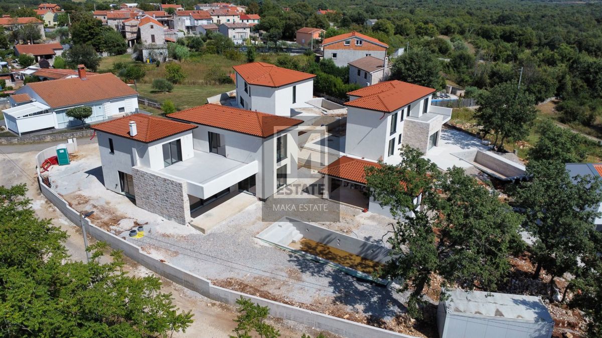 Parenzo, dintorni, Casa moderna con piscina e sauna