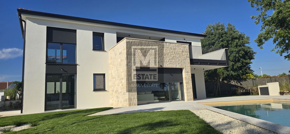 Parenzo, dintorni, Casa moderna con piscina e sauna