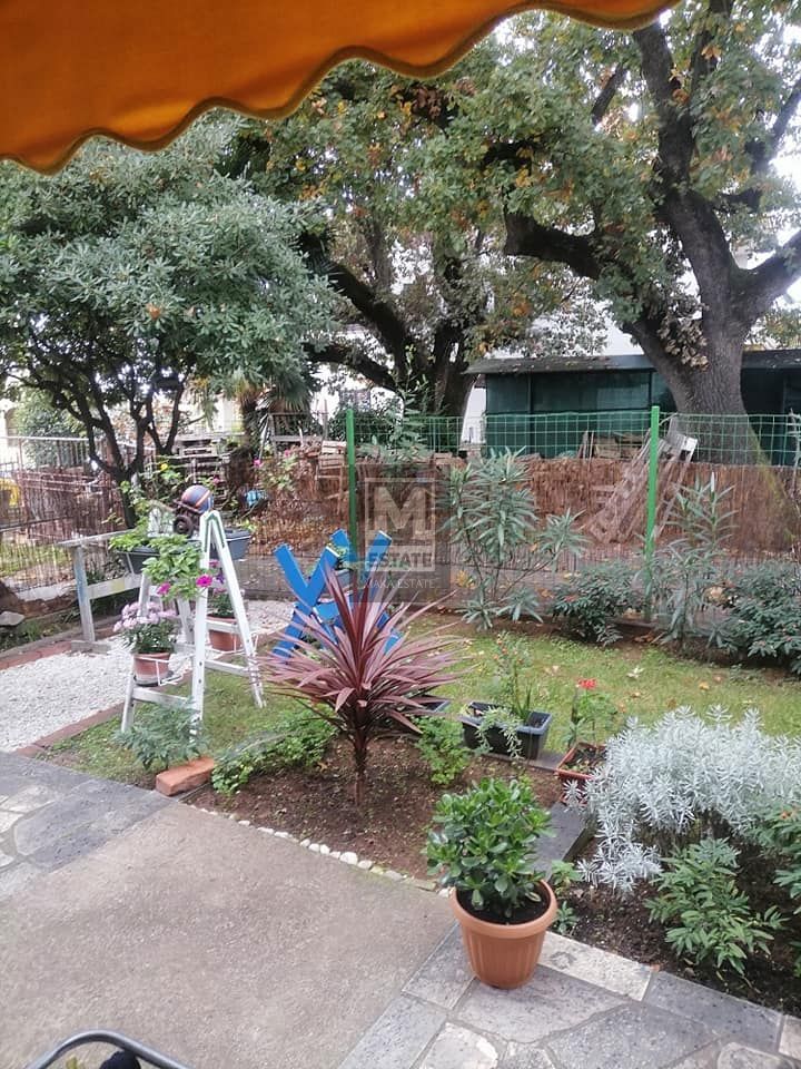 Parenzo, Appartamento con giardino nel centro cittadino