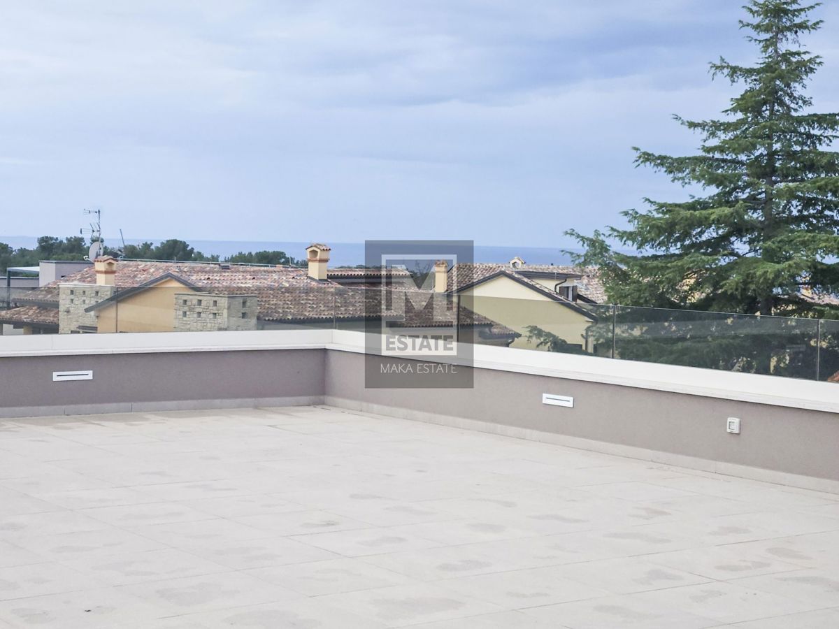 Parenzo, attico con terrazza sul tetto e vista panoramica sul mare!