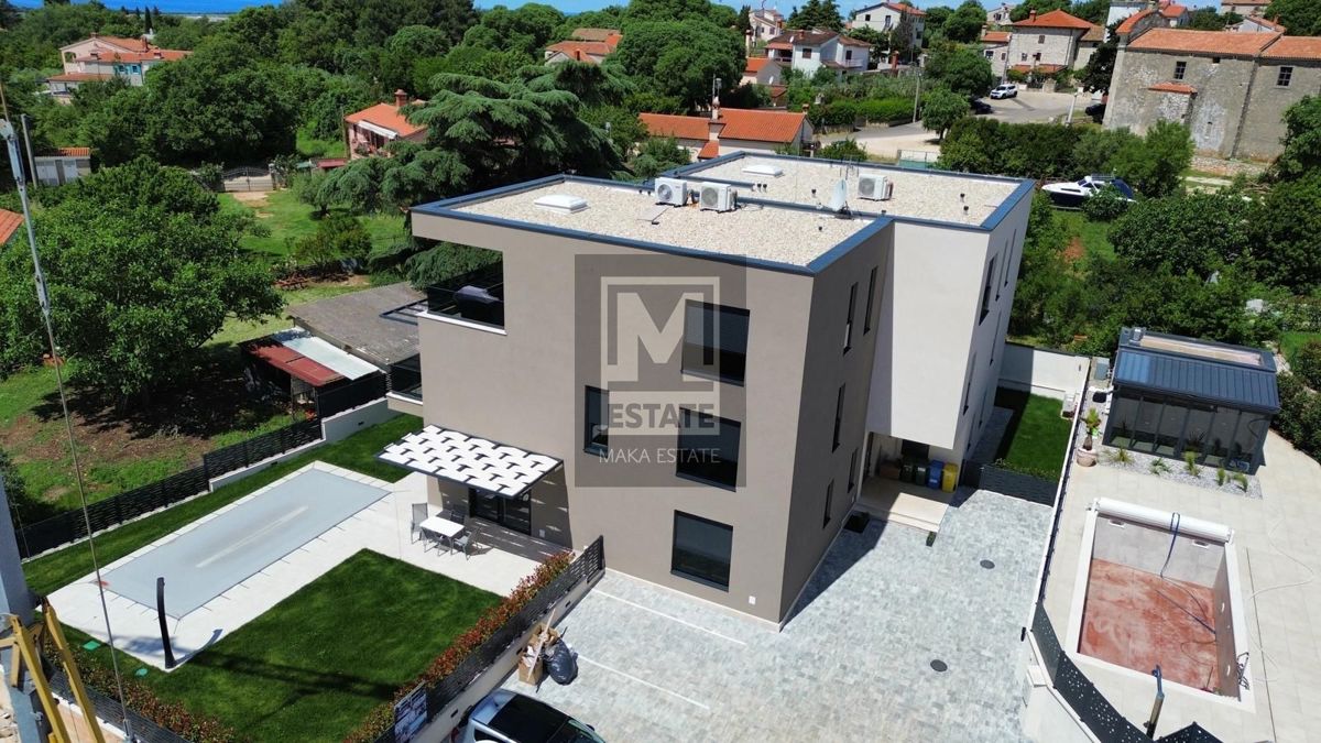 Parenzo, dintorni - Lussuoso appartamento duplex con piscina