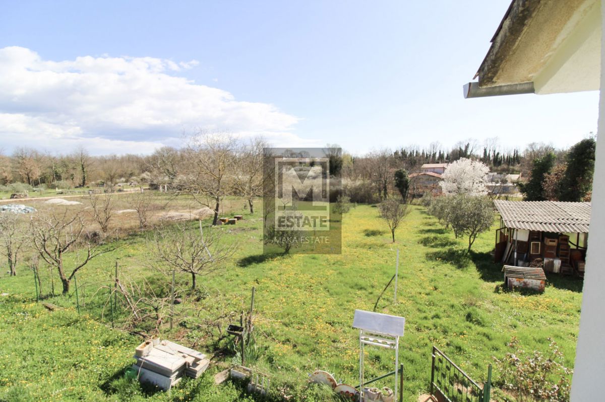 Parenzo, dintorni, Casa con due appartamenti e ampio giardino