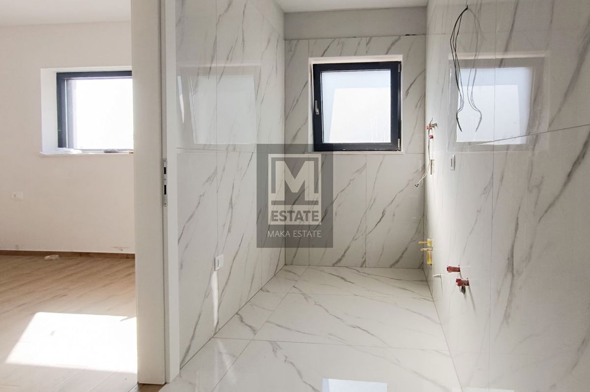 Parenzo, dintorni, Moderna casa bifamiliare con piscina