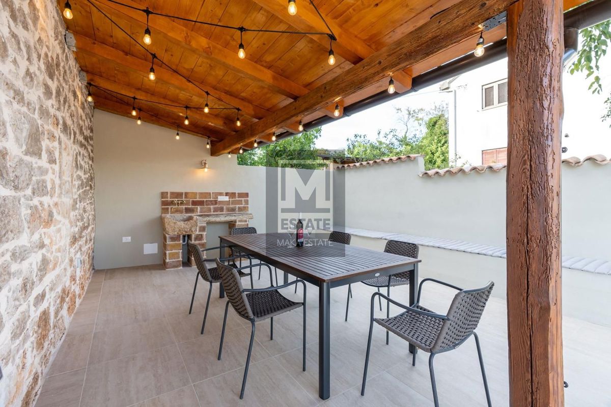 Parenzo, dintorni, Casa in pietra ristrutturata con piscina!