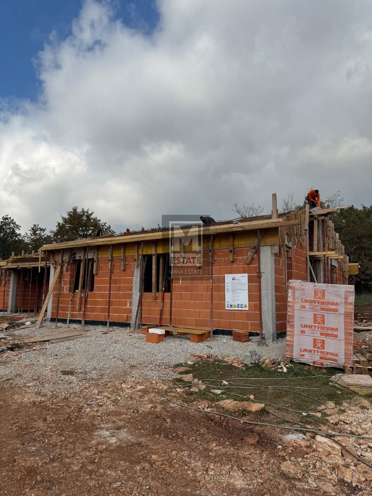 Parenzo, dintorni, ottima casa a un piano con piscina!