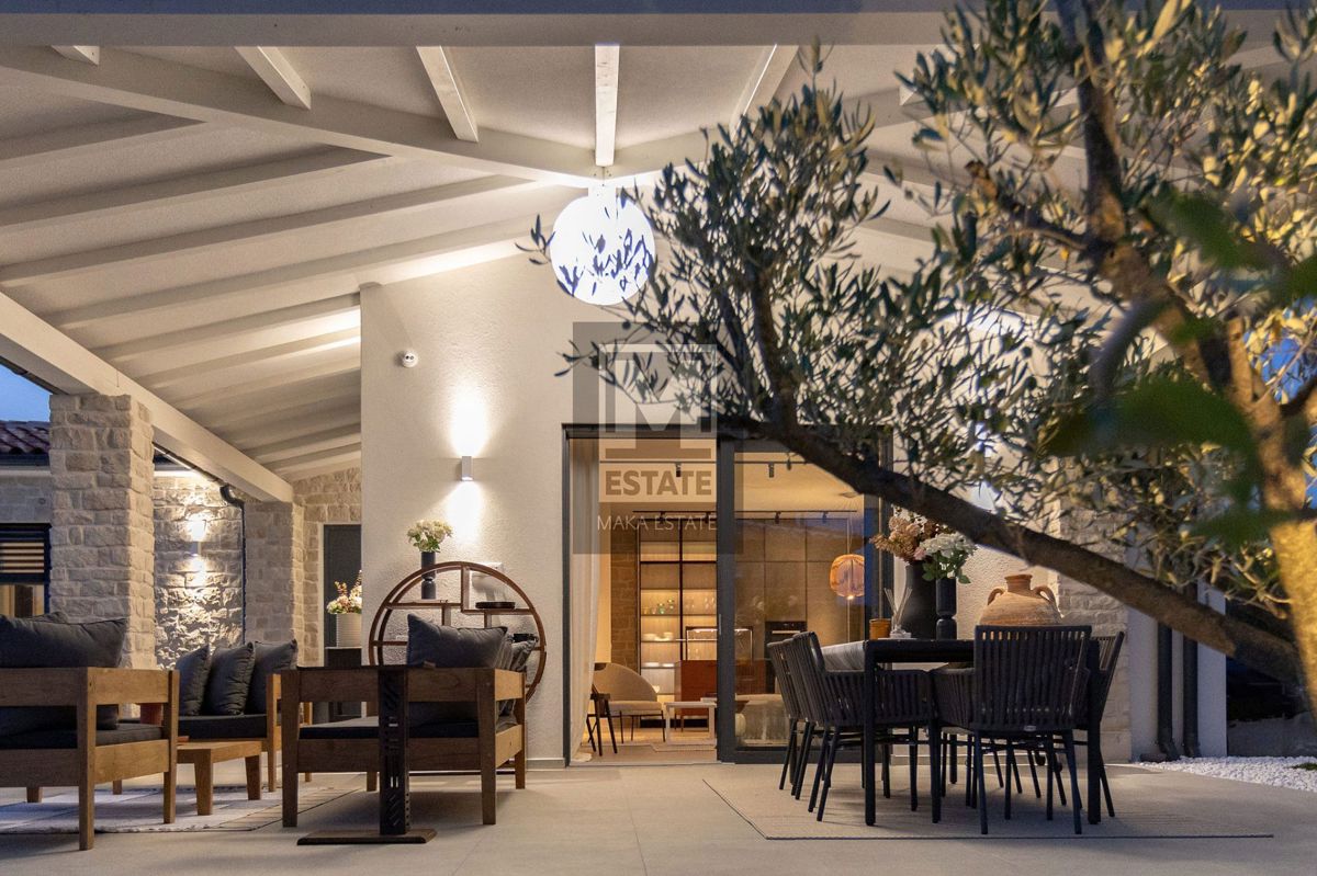 Parenzo, dintorni, Bellissima villa con piscina!!