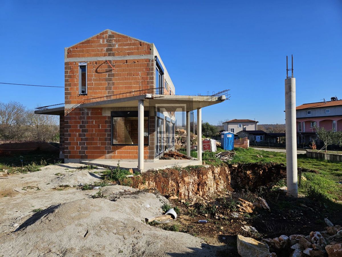 Parenzo, dintorni, ottima casa arredata con piscina!