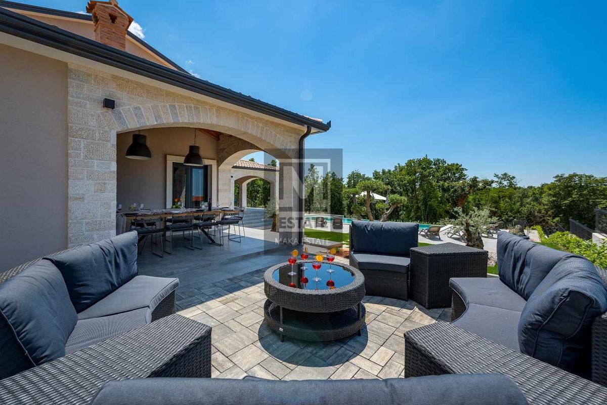 Parenzo, dintorni, Villa di lusso con vista panoramica sul mare