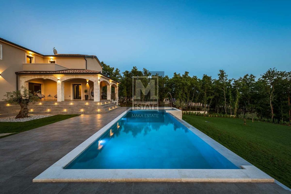 Parenzo, dintorni, Villa di lusso con vista panoramica sul mare
