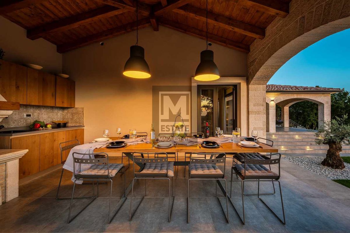 Parenzo, dintorni, Villa di lusso con vista panoramica sul mare