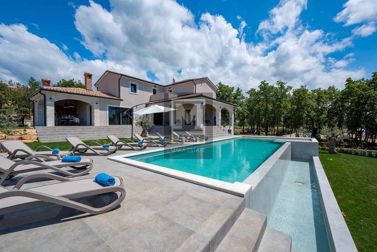 Parenzo, dintorni, Villa di lusso con vista panoramica sul mare