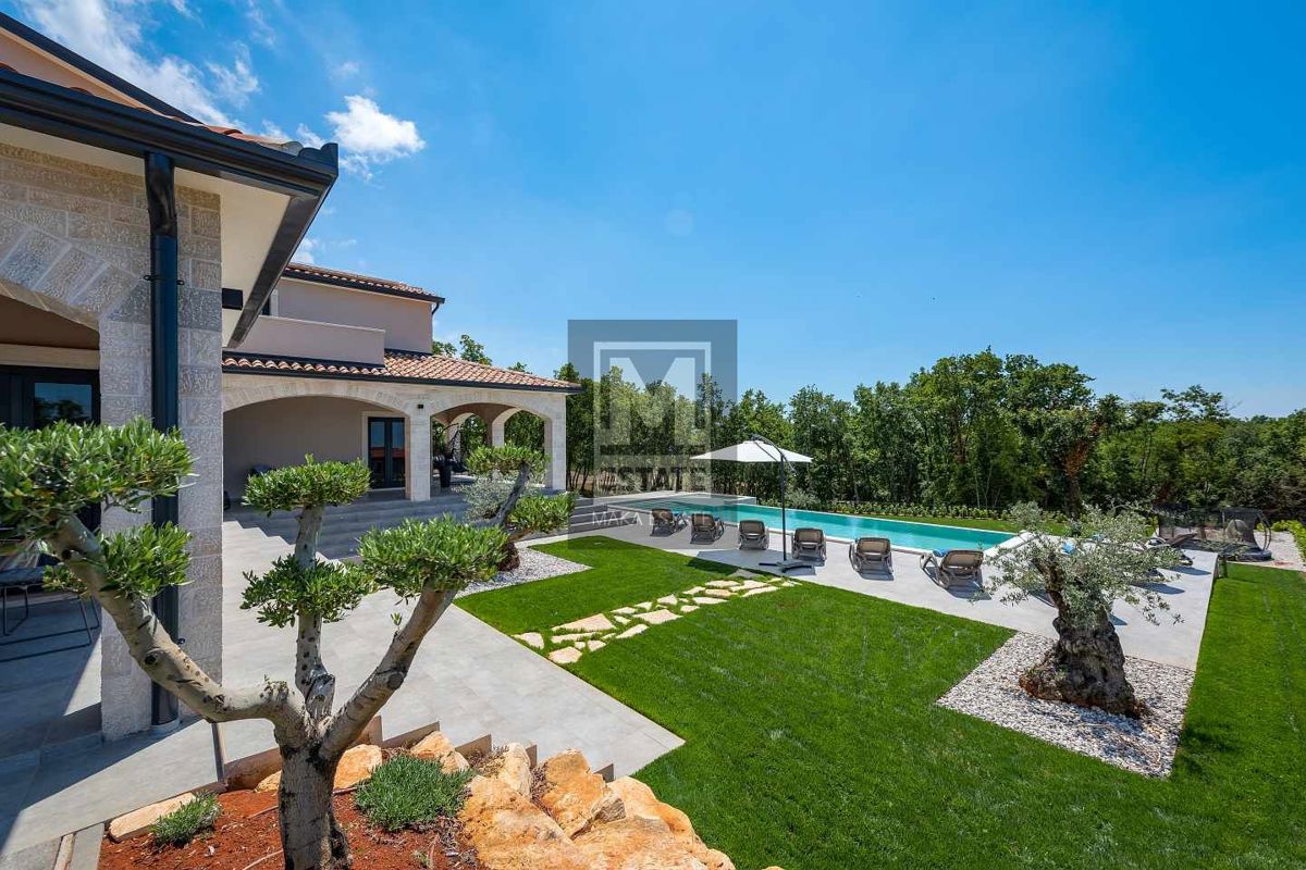 Parenzo, dintorni, Villa di lusso con vista panoramica sul mare