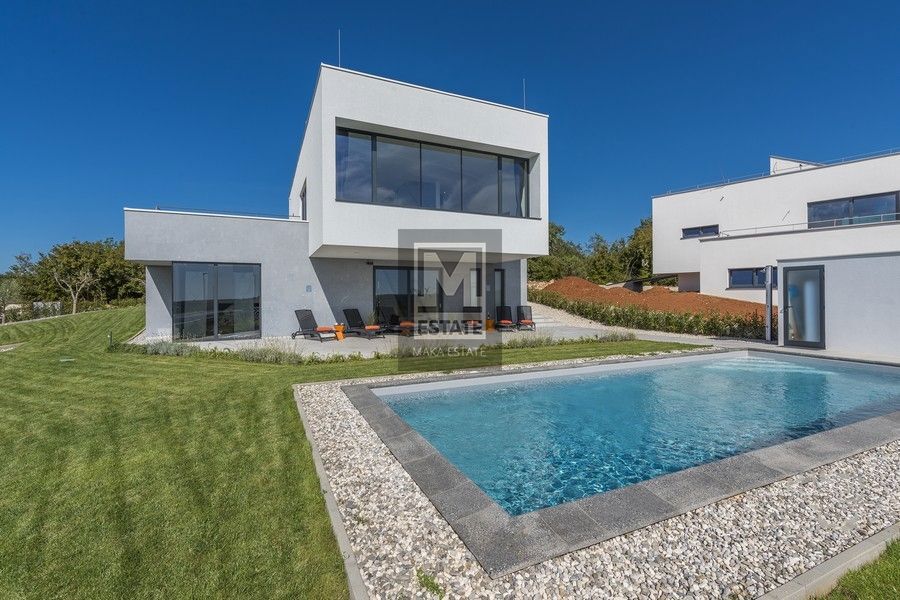 villa di lusso con vista panoramica sul mare