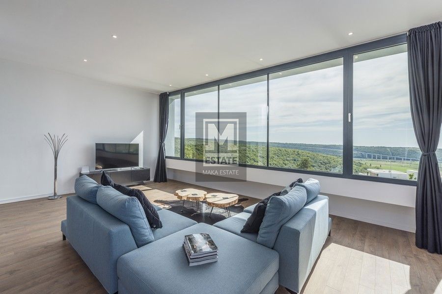 villa di lusso con vista panoramica sul mare