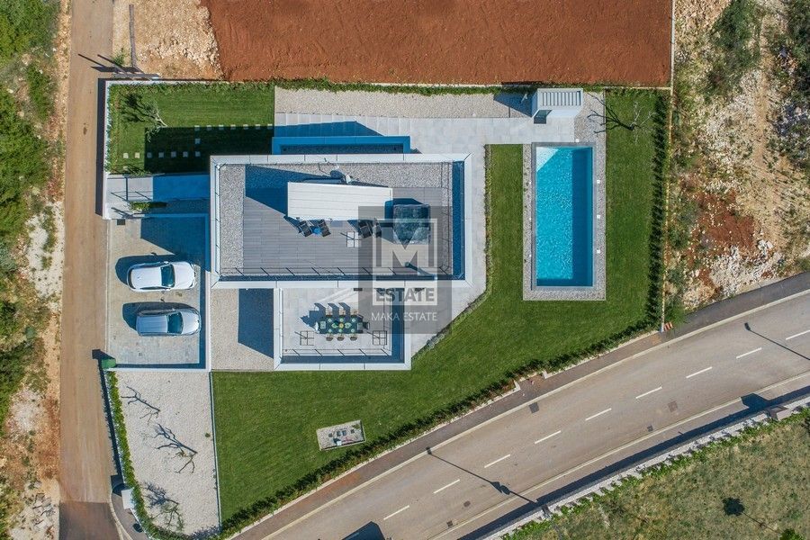 villa di lusso con vista panoramica sul mare