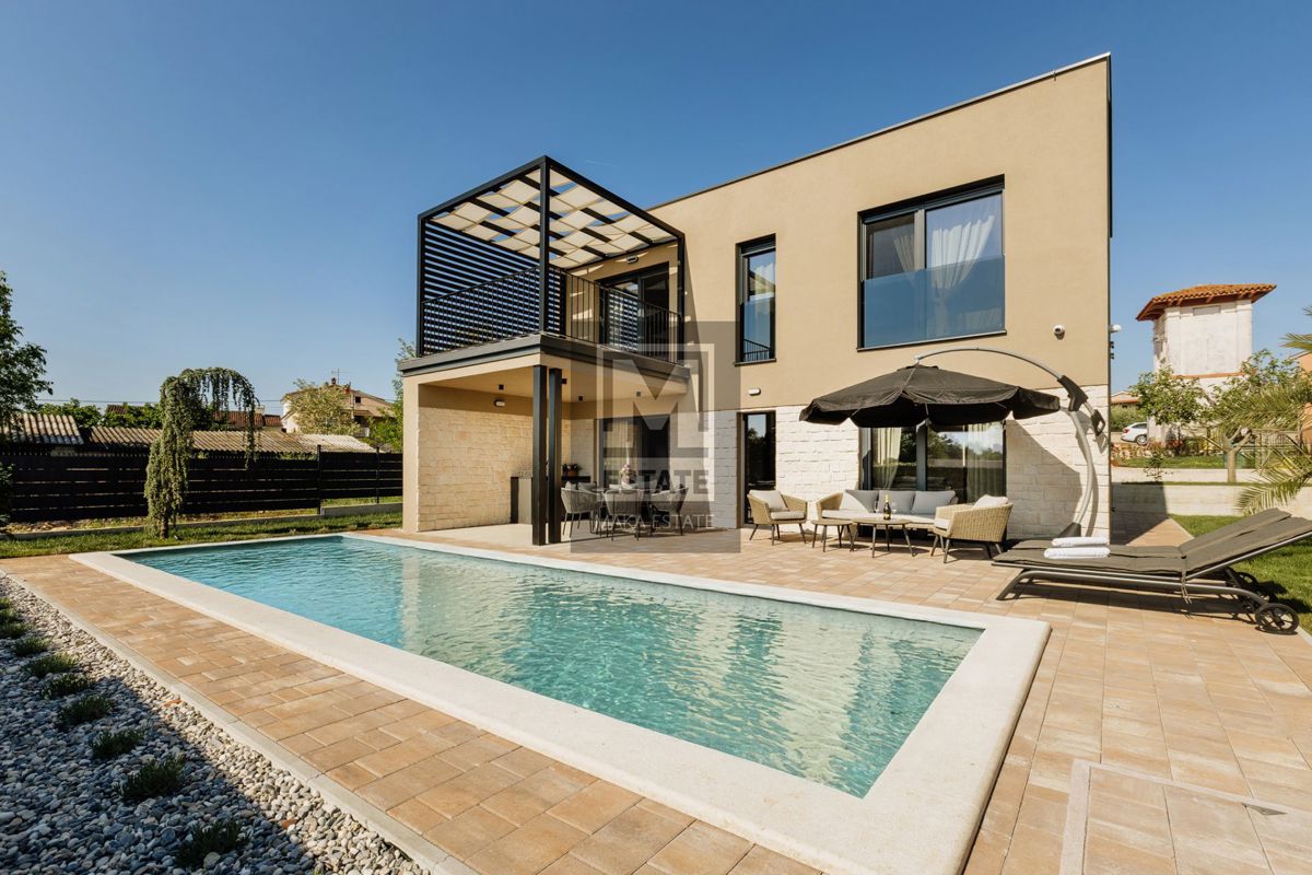 Parenzo, dintorni, villa moderna con piscina!