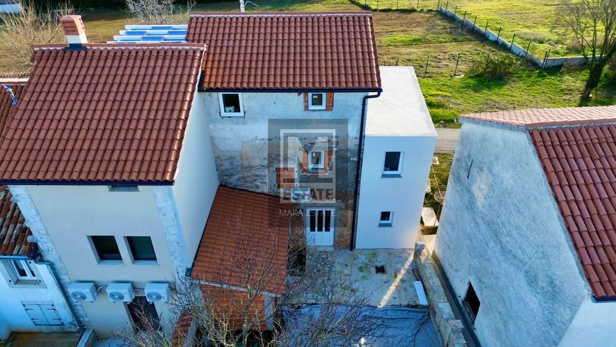 Parenzo, dintorni, casa con vista mare