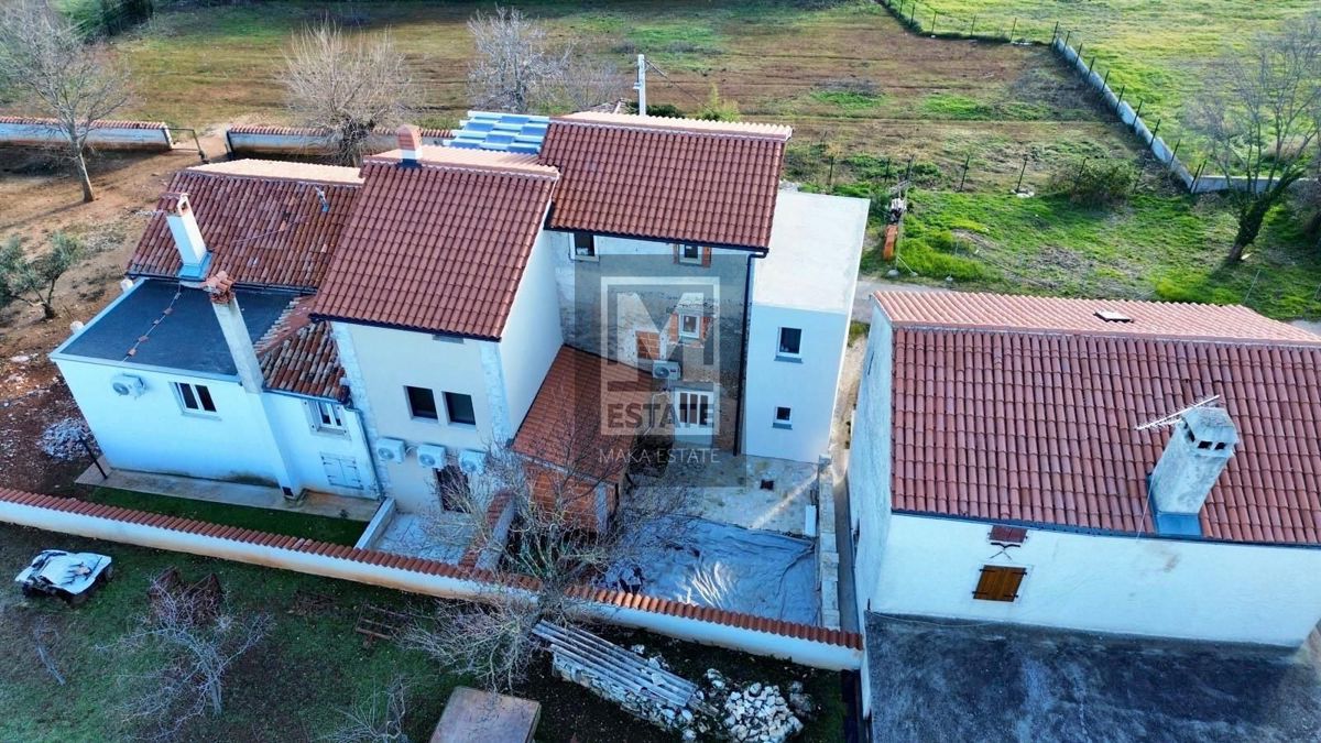 Parenzo, dintorni, casa con vista mare