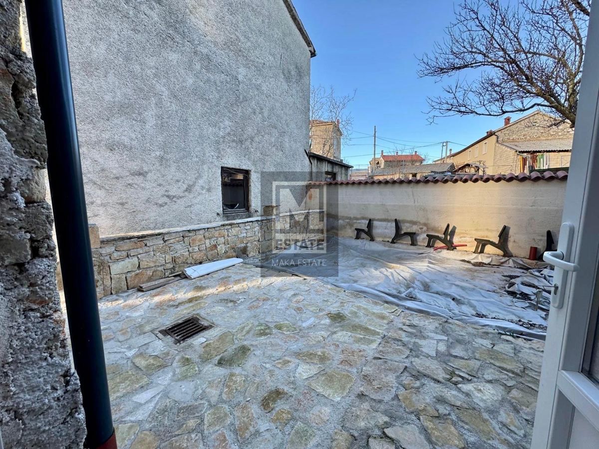 Parenzo, dintorni, casa con vista mare