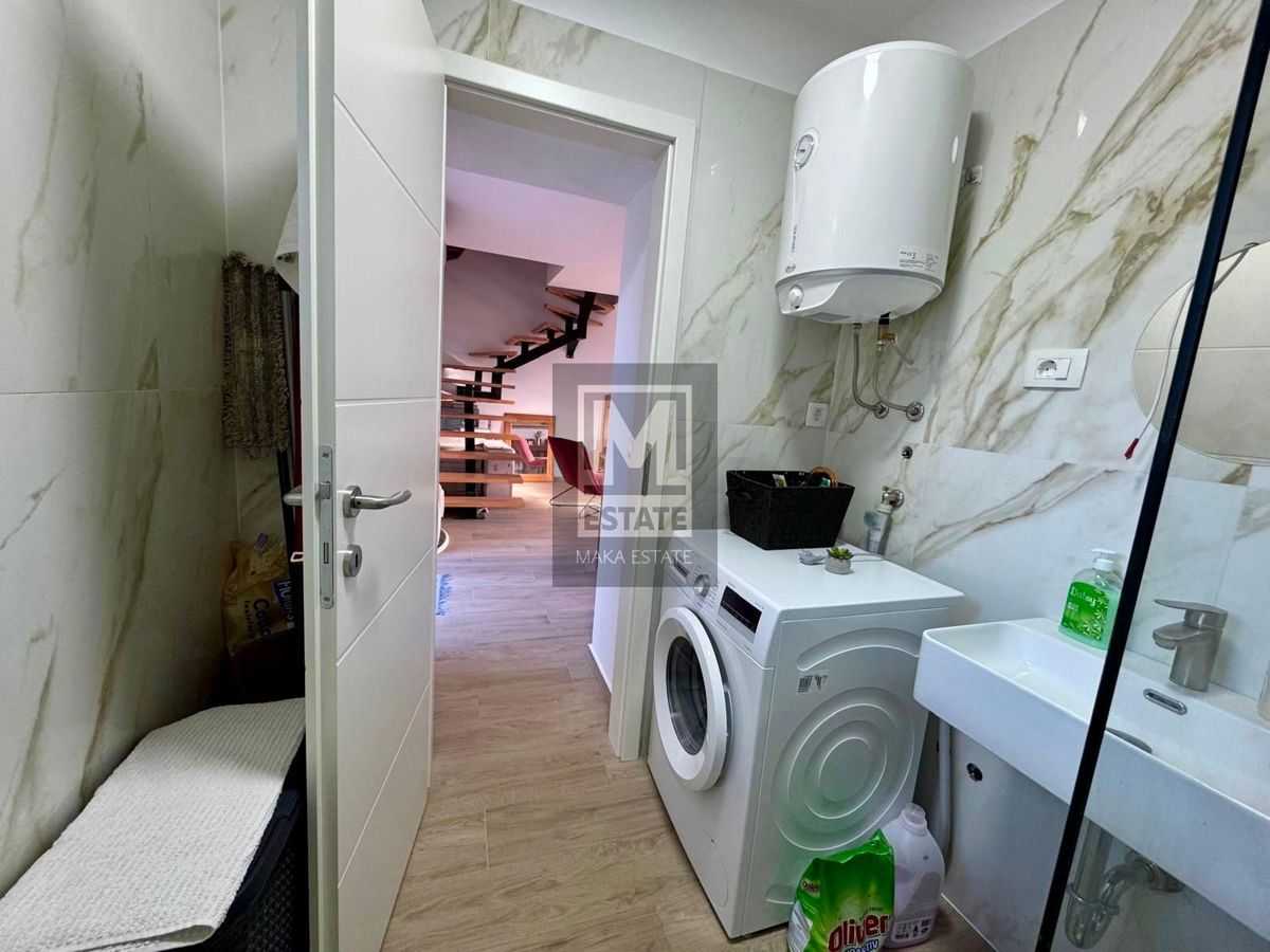 Parenzo, dintorni, casa con vista mare