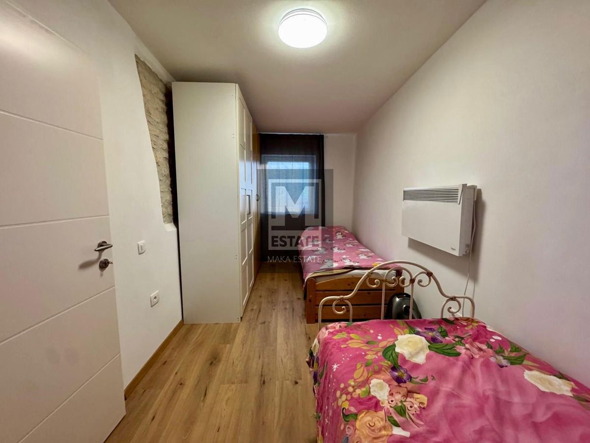 Parenzo, dintorni, casa con vista mare