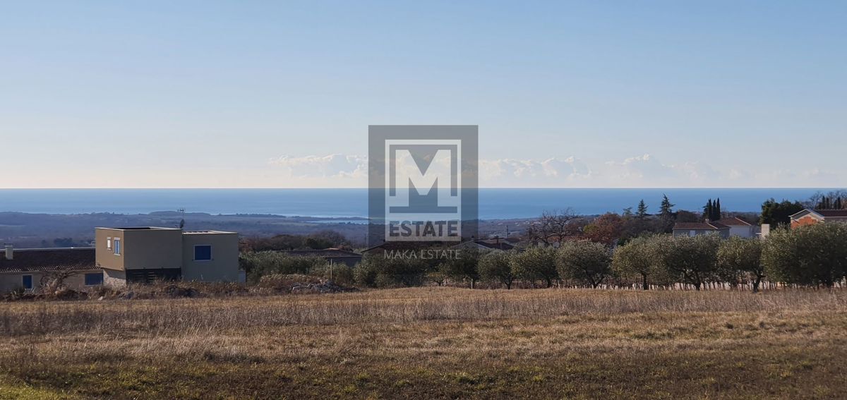 Parenzo, dintorni, terreno con vista mare