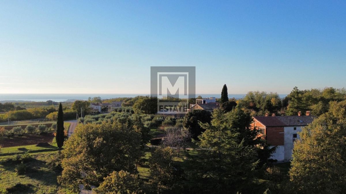 Castellier, dintorni, casa con piscina in un villaggio tranquillo
