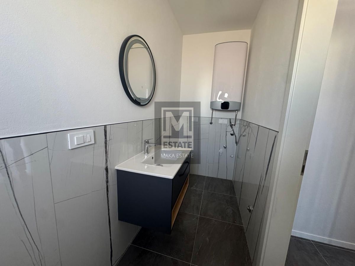 Parenzo, dintorni, attico di lusso in una nuova costruzione