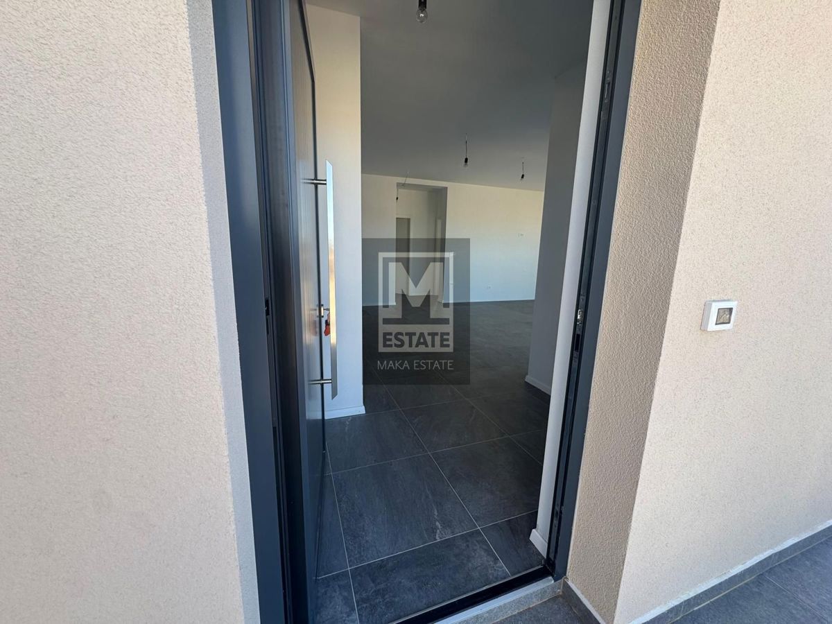 Parenzo, dintorni, attico di lusso in una nuova costruzione