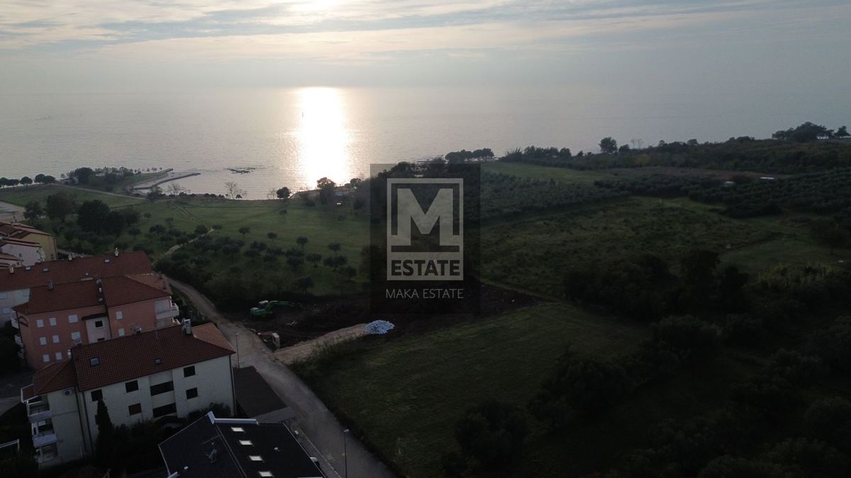 OPPORTUNITÀ! Istria, Umago, dintorni, ottimo appartamento a 150 m dal mare!