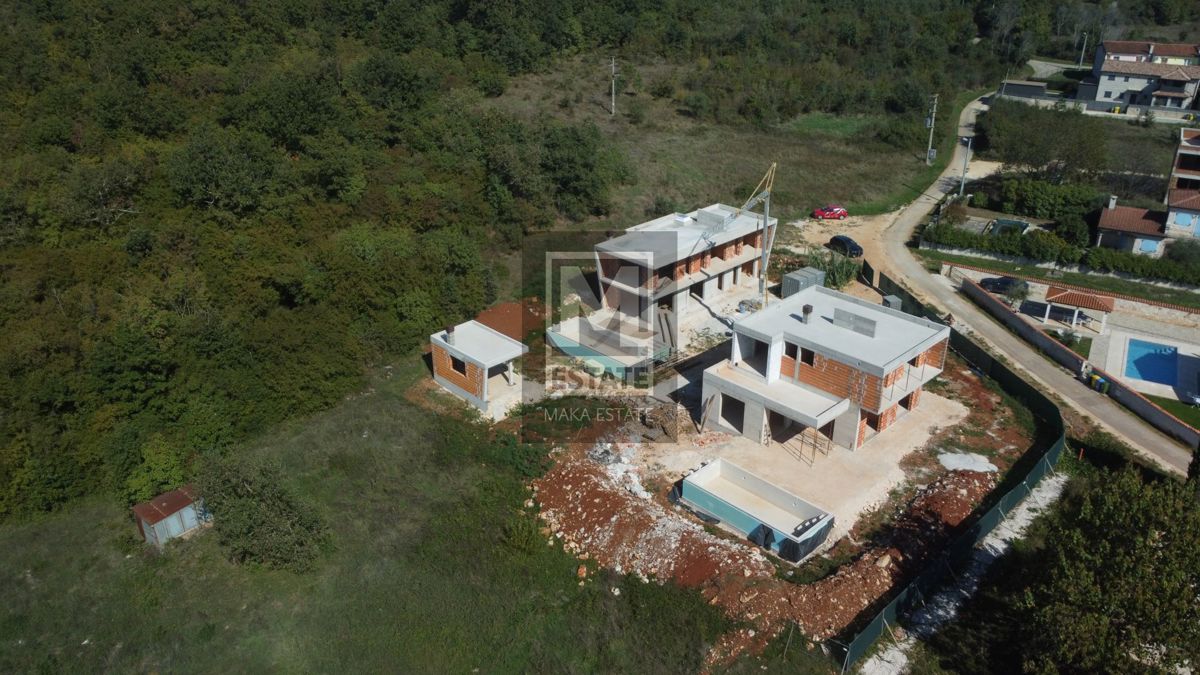 Parenzo, dintorni, villa moderna con piscina in costruzione!