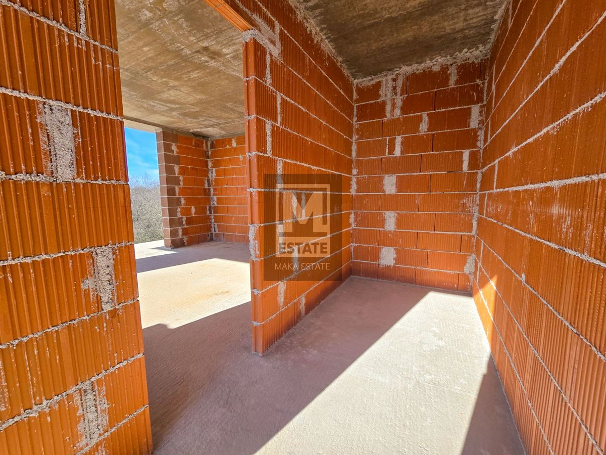 Parenzo, dintorni, villa moderna con piscina in costruzione!