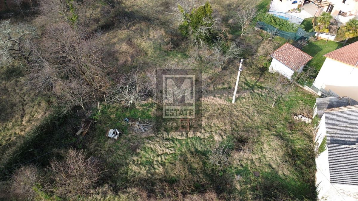 Montona, dintorni, Centro storico da ristrutturare con terreno edificabile