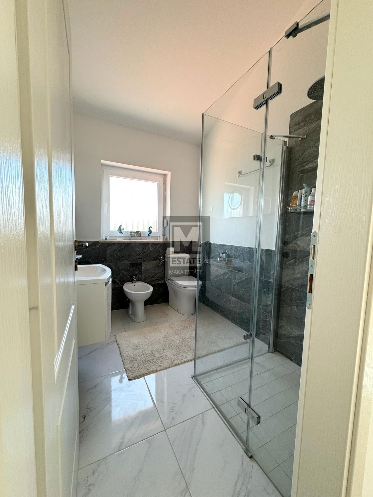 Parenzo, dintorni, Bella casa bifamiliare con piscina!
