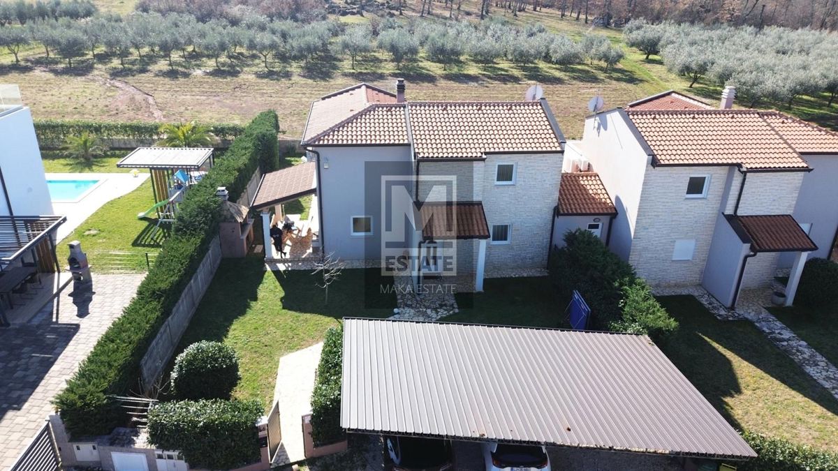Parenzo, dintorni, Bella casa bifamiliare con piscina!