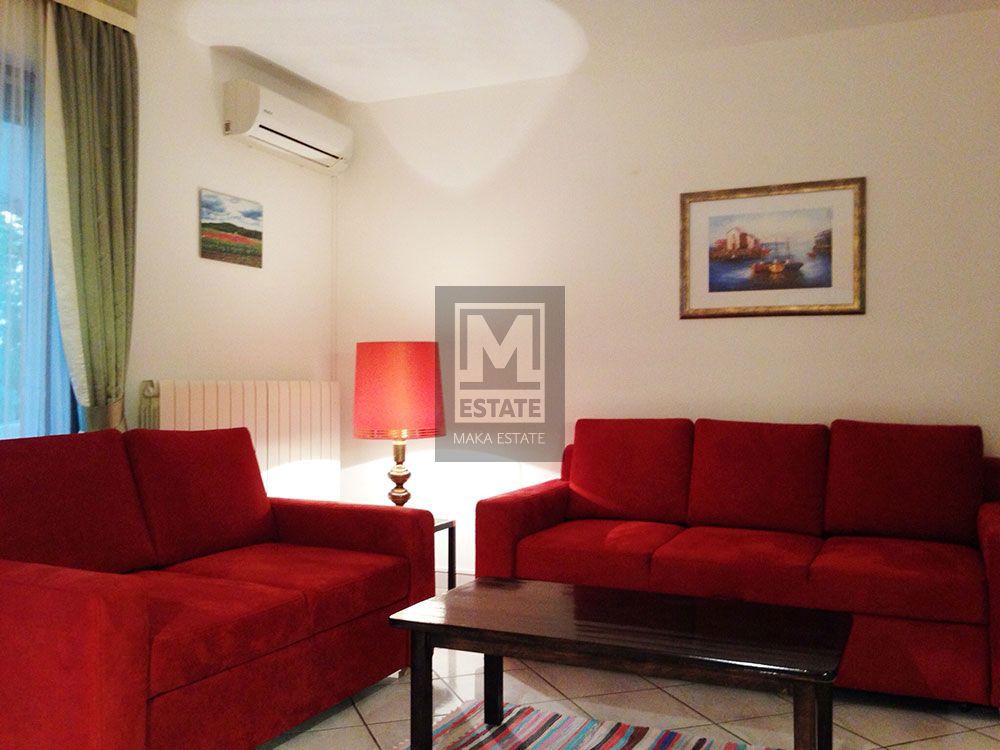 Parenzo, centro più ampio, palazzina a 1 km dal mare