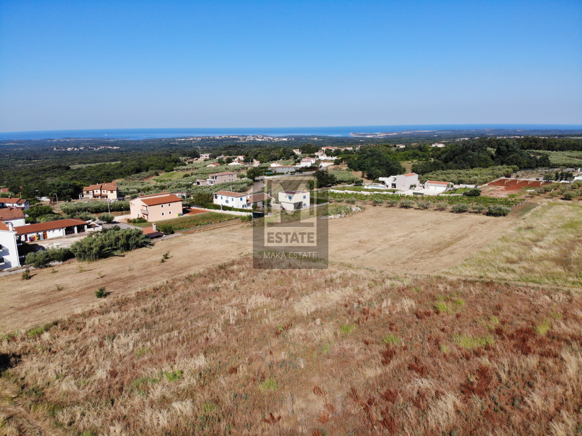 Parenzo, dintorni, terreno con vista mare