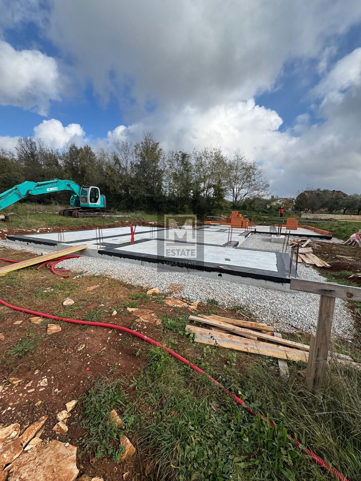 Parenzo, dintorni, ottima casa a un piano con piscina!