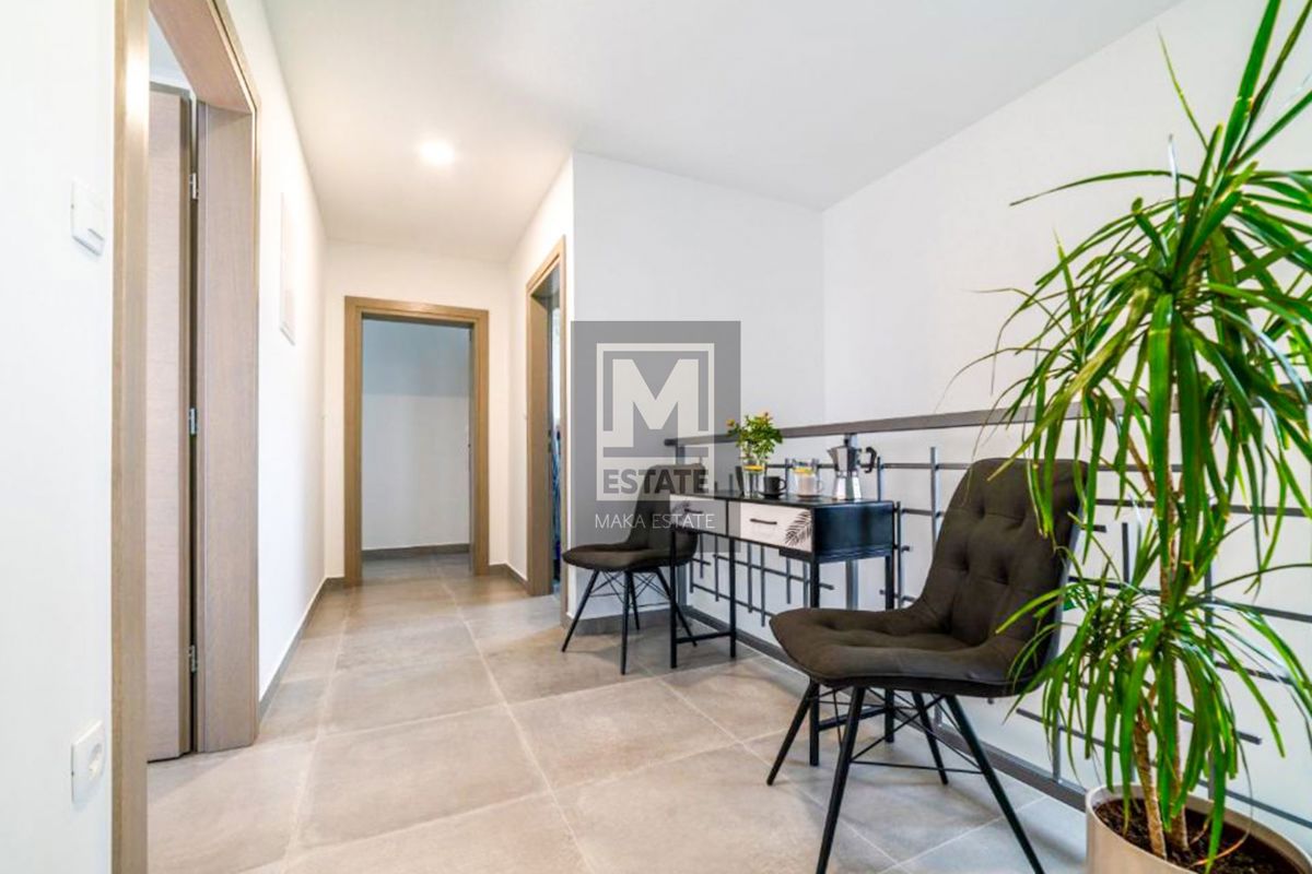 Parenzo, eccellente villa con piscina vicino alla città!