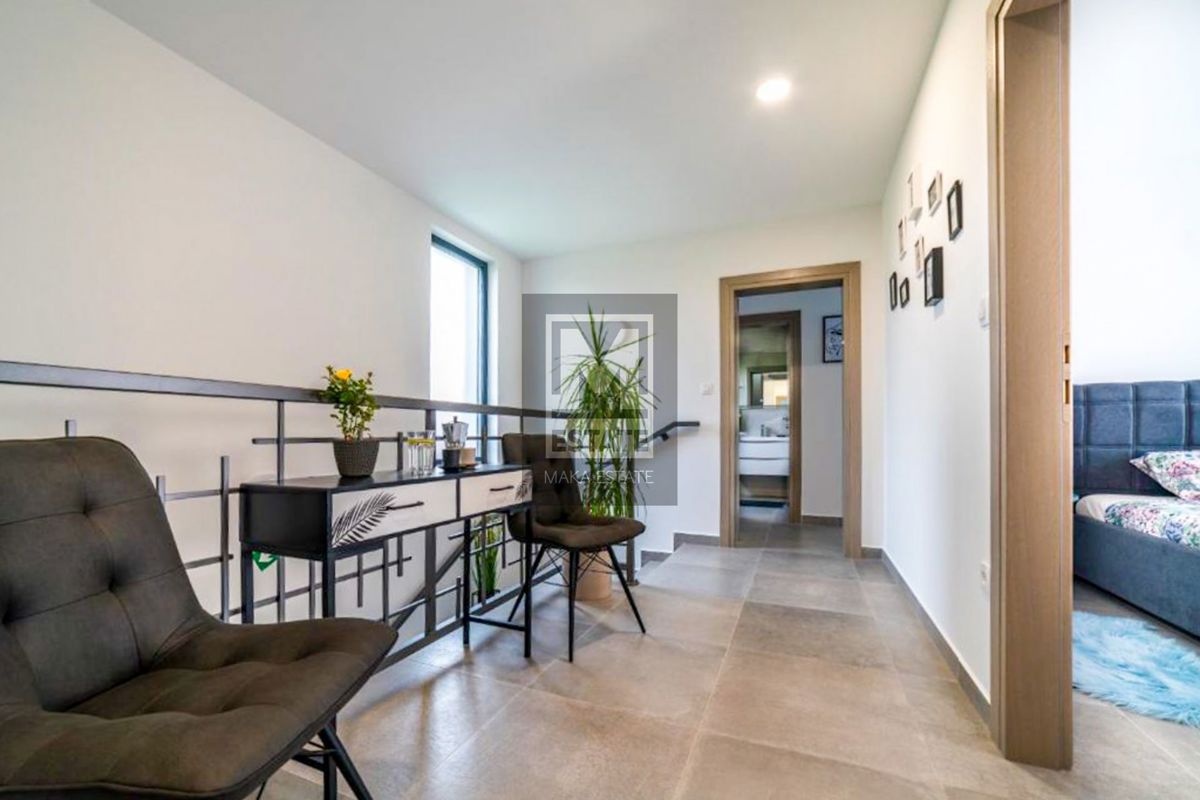 Parenzo, eccellente villa con piscina vicino alla città!